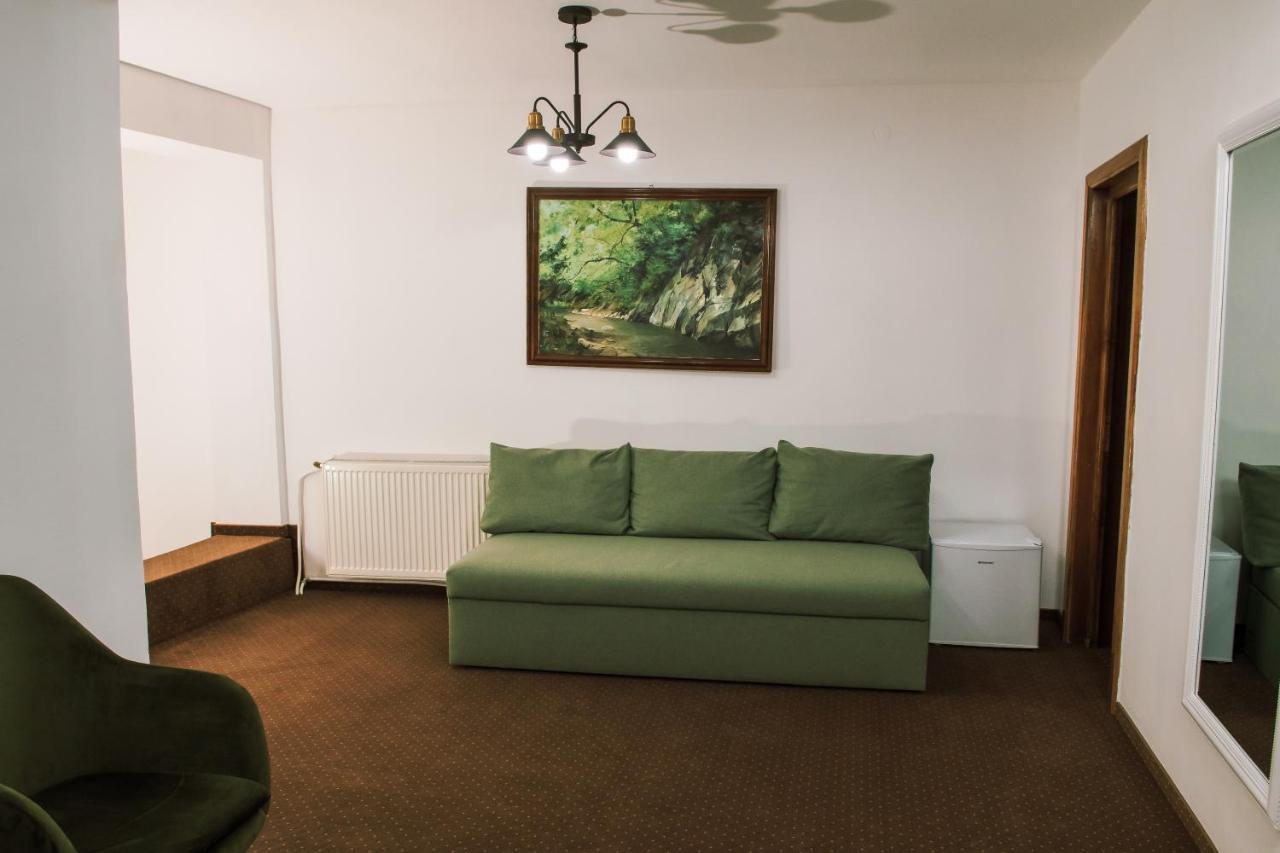 Hotel Cora 3*