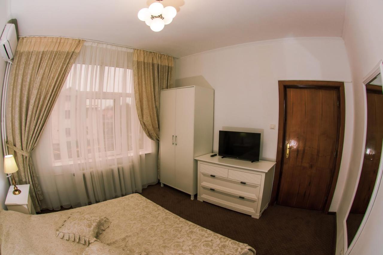 Hotel Cora 3*